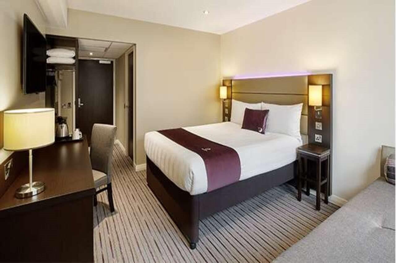 Premier Inn Winnersh Eksteriør billede